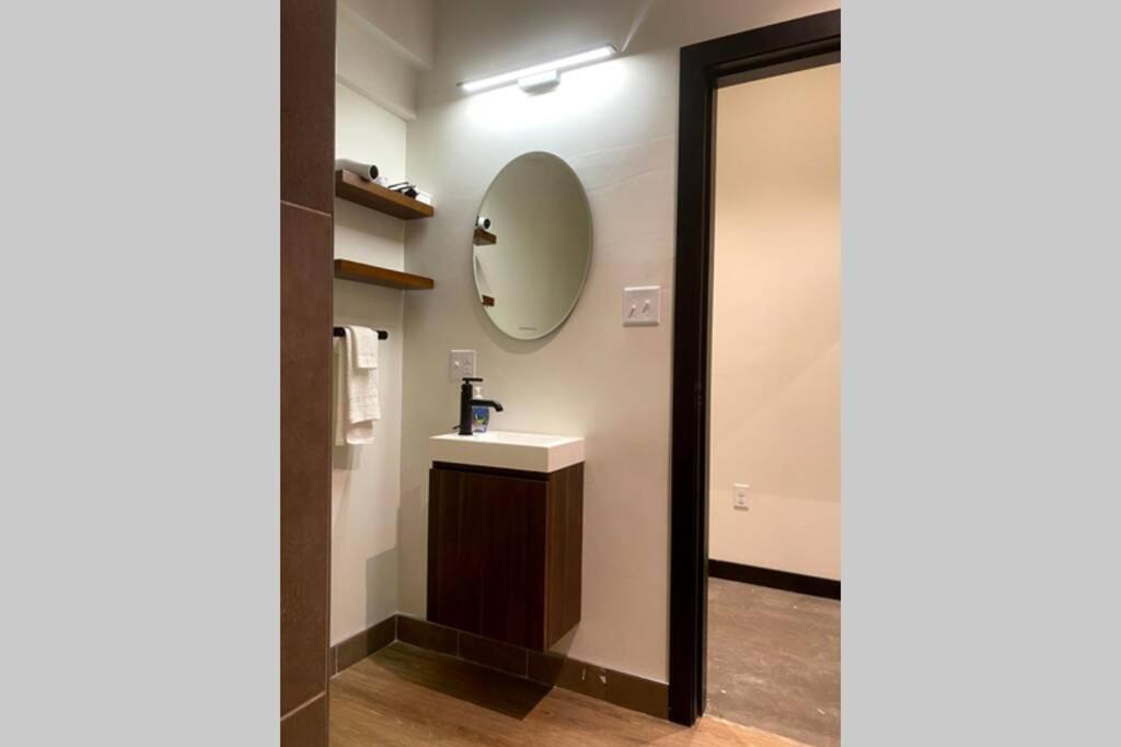3E-Spacious 2 Bedroom In Oakland, Sleeps 8 Pittsburgh Exterior foto